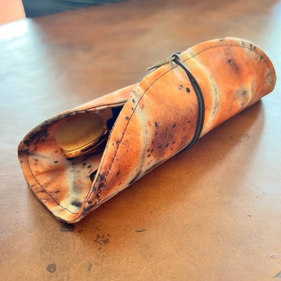 NWOT funny pita bread makeup / pencil case - Picture 4 of 6